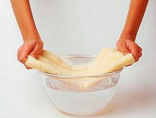 Pag-compress gamit ang tualya nga gibasa sa mainit nga tubig - pag-andam sa kinatawo alang sa ehersisyo